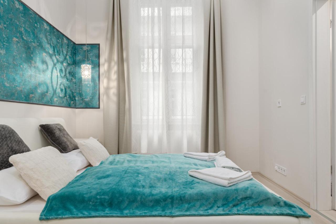 P43 Paulay Apartment Boedapest Buitenkant foto